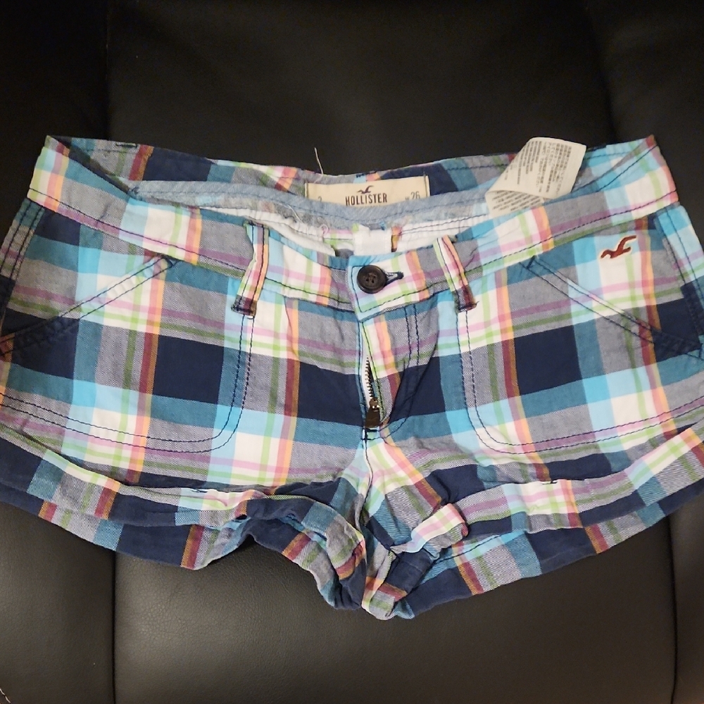 Hollister Women's Plaid Shorts - Blue and Pink Plaid